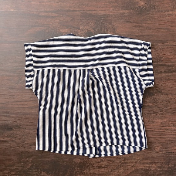 Striped Button Up Navy and White Striped Blouse Womens Small - Picture 2 of 2